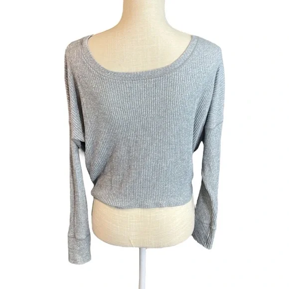 Abercrombie & Fitch Long Sleeve Shirt Sweater Gray Crop Tike Womens Size M - Picture 4 of 8